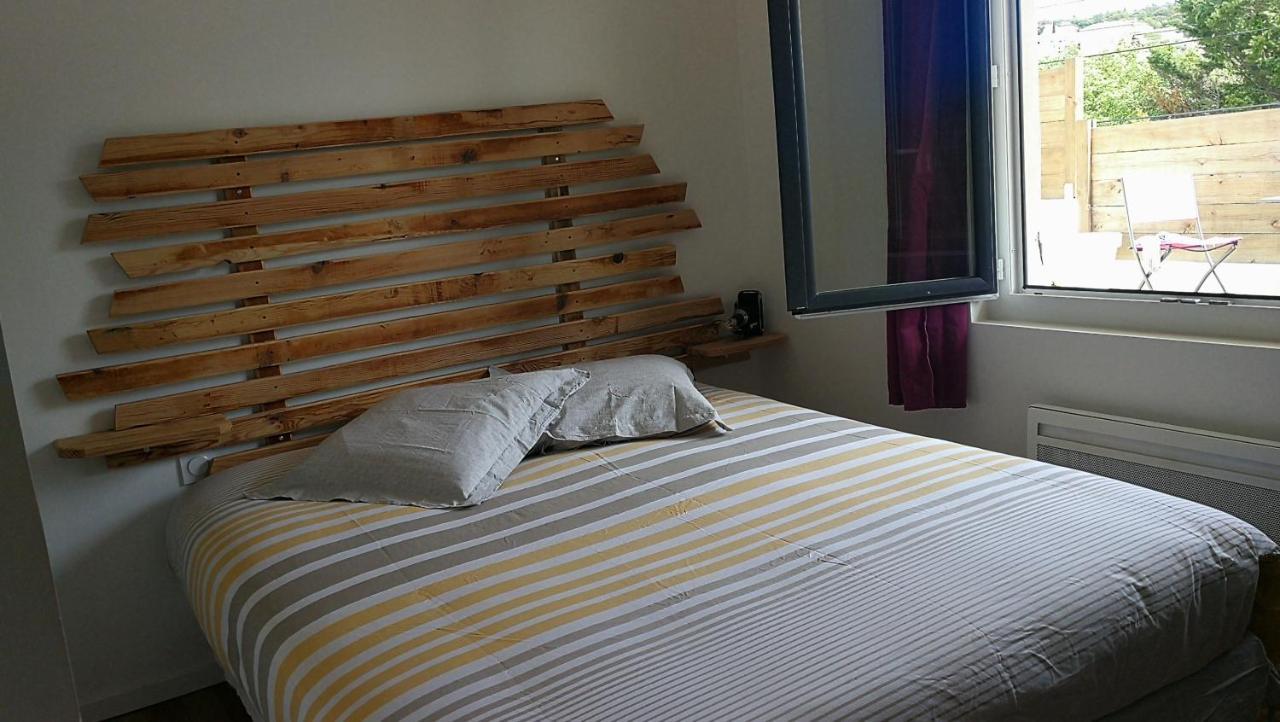 Appartement La maison des amis à Lussan  Extérieur photo